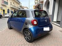 Usata Smart ForFour Passion 90 CV (66 kW) 2019 Blu Utilitaria