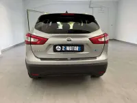 Usata Nissan Qashqai 110 CV (80 kW) 2016 Grigio SUV