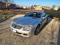 Usata Mercedes SL500 387 CV (284 kW) 2007 Grigio Cabrio