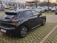 Usata Peugeot 208 Allure 102 CV (75 kW) 2022 Nero Utilitaria