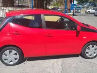 Usata Toyota Aygo Cool 69 CV (50 kW) 2017 Rosso Utilitaria