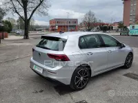 Usata VW Golf VII Life 116 CV (85 kW) 2021 Grigio Utilitaria