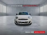 Nuova Fiat 600 Icon 100 CV (73 kW) 2026 Beige SUV