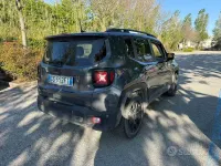 Usata Jeep Renegade Night Eagle 131 CV (96 kW) 2022 Grigio SUV