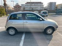 Usata Lancia Ypsilon 70 CV (51 kW) 2005 Grigio Utilitaria
