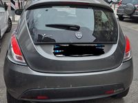 Usata Lancia Ypsilon Platinum 69 CV (50 kW) 2011 Grigio Utilitaria