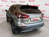 Usata Nissan Qashqai N-Connecta 140 CV (102 kW) 2021 Grigio SUV