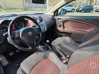 Usata Alfa Romeo MiTo Distinctive 120 CV (88 kW) 2011 Rosso Utilitaria