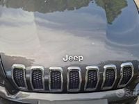Usata Jeep Cherokee Limited 140 CV (102 kW) 2017 Grigio SUV