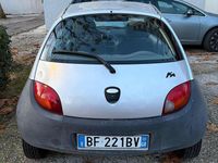 Usata Ford Ka 60 CV (44 kW) 1999 Argento Berlina