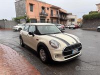 Usata Mini ONE 75 CV (55 kW) 2017 Bianco Utilitaria