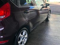 Second-hand Ford Fiesta 73 CP (53 kW) 2011 Hatchback