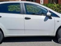 Usata Fiat Grande Punto 77 CV (56 kW) 2013 Bianco Utilitaria