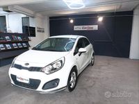 Usata Kia Rio Active 75 CV (55 kW) 2014 Bianco Berlina