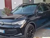 Gebraucht VW Tiguan Life 150 PS (110 kW) 2024 Schwarz SUV