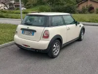 Usata Mini ONE 75 CV (55 kW) 2014 Bianco Utilitaria