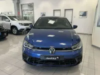 Usata VW Polo R-line 110 CV (80 kW) 2022 Blu/azzurro Utilitaria
