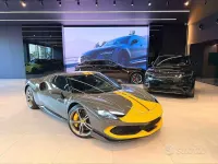 Usata Ferrari 296 662 CV (486 kW) 2022 Grigio scuro metallizzato Coupé