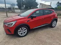 Usata Renault Captur 116 CV (85 kW) 2020 Rosso SUV