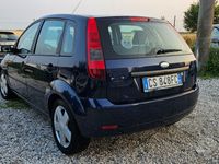 Usata Ford Fiesta 75 CV (55 kW) 2004 Blu Utilitaria