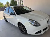 Usata Alfa Romeo Giulietta Veloce 105 CV (77 kW) 2013 Utilitaria