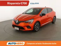 Usata Renault Clio Techno 143 CV (105 kW) 2023 Arancione Utilitaria