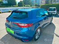 Usata Renault Mégane IV 110 CV (80 kW) 2018 Blu Berlina