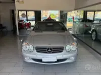 Usata Mercedes SL500 Avantgarde 306 CV (225 kW) 2001 Grigio Cabrio
