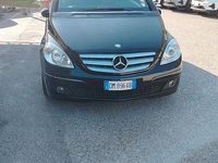 Usata Mercedes B200 140 CV (102 kW) 2008 Nero Monovolume
