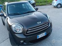 Usata Mini Cooper Countryman 111 CV (81 kW) 2015 Marrone SUV