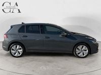 Usata VW Golf VIII Edition 116 CV (85 kW) 2025 Oro Berlina