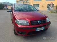 Usata Fiat Punto 60 CV (44 kW) 2004 Rosso Utilitaria