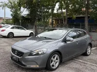 Usata Volvo V40 114 CV (83 kW) 2015 Grigio Berlina