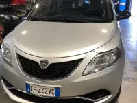 Usata Lancia Ypsilon 69 CV (50 kW) 2016 Grigio Utilitaria