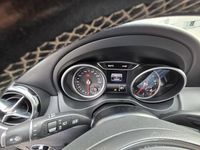 Usata Mercedes GLA220 130 CV (95 kW) 2017 Grigio SUV