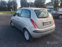 Usata Lancia Ypsilon 60 CV (44 kW) 2004 Grigio Utilitaria