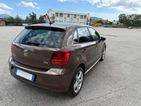 Usata VW Polo Comfortline 75 CV (55 kW) 2015 Marrone Berlina