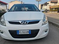 Usata Hyundai i20 Edition 85 CV (62 kW) 2013 Bianco Utilitaria