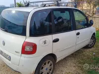 Usata Fiat Multipla 103 CV (75 kW) 2006 Bianco Monovolume