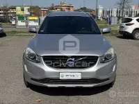 Usata Volvo XC60 Ocean Race 190 CV (139 kW) 2015 Grigio SUV