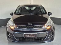 Usata Kia Rio Active 75 CV (55 kW) 2015 Blu Berlina