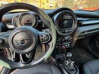 Usata Mini Cooper D Hype 117 CV (86 kW) 2018 Nero Utilitaria
