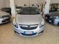 Usata Opel Corsa Cosmo 95 CV (69 kW) 2011 Grigio Utilitaria