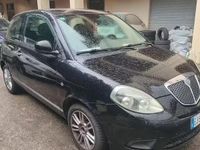 Usata Lancia Ypsilon 75 CV (55 kW) 2011 Nero Utilitaria