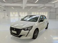 Usata Peugeot 208 Active 101 CV (74 kW) 2022 Bianco Utilitaria