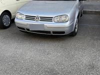 Usado VW Golf IV 105 CV (77 kW) 2001 Gris Berlina