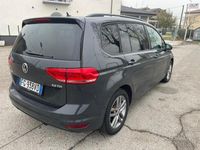 usata VW Touran 2.0tdi dsg 150cv 7posti - 2017
