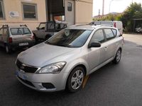 Usata Kia Ceed 90 CV (66 kW) 2010 Argento Utilitaria