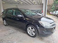 Usata Opel Astra Club 101 CV (74 kW) 2008 Nero Station wagon