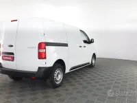 Usata Toyota Proace 179 CV (131 kW) 2026 Bianco Monovolume